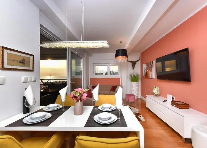 Apartment Mm Luxury Gold & Rubin *