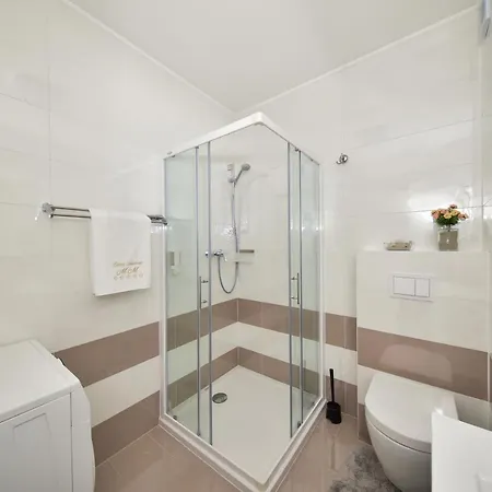 Appartement Mm Luxury Gold & Rubin