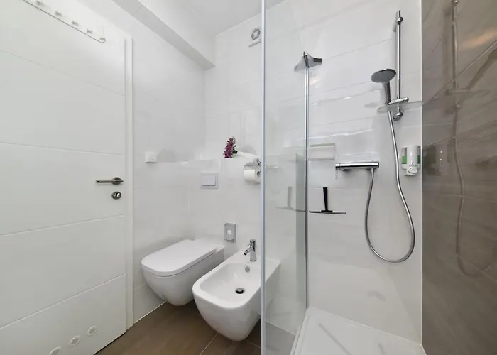 Mm Luxury Gold & Rubin * Задар