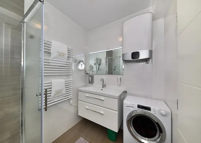 Mm Luxury Gold & Rubin * Задар