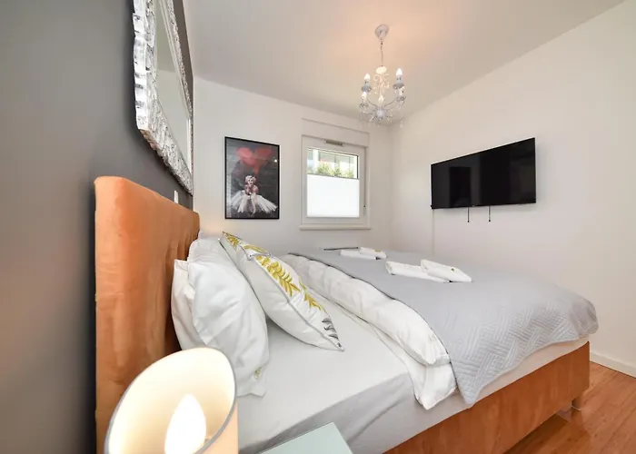 Апартаменты Mm Luxury Gold & Rubin *